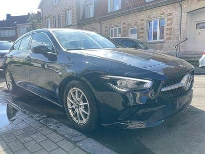 Gebraucht Mercedes CLA200 Shooting Brake 150 PS (110 kW) 2021 Schwarz Kombi