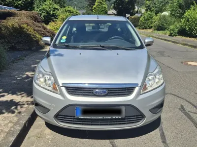 Gebraucht Ford Focus 101 PS (74 kW) 2009 Silber Kombi