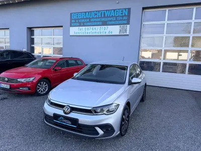 Gebraucht VW Polo Active 95 PS (69 kW) 2023 Silber Kleinwagen