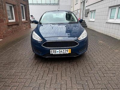 Gebraucht Ford Focus 125 PS (91 kW) 2017 Blau Kombi
