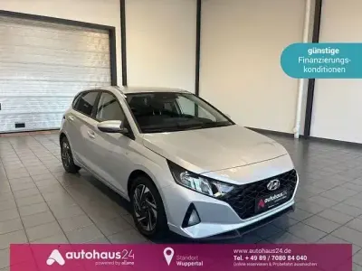 Brugt Hyundai i20 101 HK (74 kW) 2022 Sølv Hatchback
