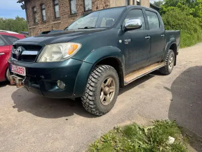 Gebraucht Toyota HiLux Sol 120 PS (88 kW) 2008 Dark green mica metallic Pickup