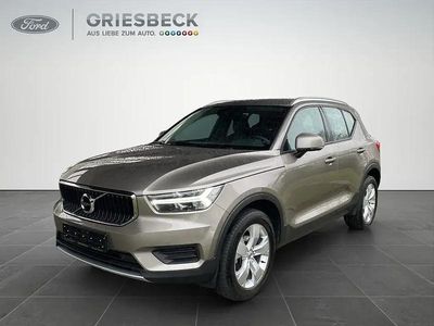 Gebraucht Volvo XC40 Momentum 163 PS (119 kW) 2022 Pebble grey / metallic SUV
