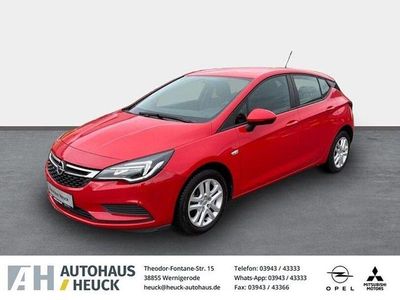 Gebraucht Opel Astra Edition 105 PS (77 kW) 2017 Rot Limousine