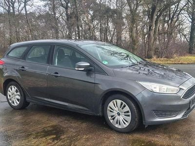 Second-hand Ford Focus 120 CP (88 kW) 2015 Gri Break