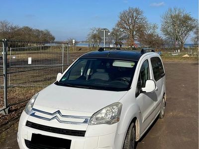Gebraucht Citroën Berlingo 98 PS (72 kW) 2011 Weiß Van / Kleinbus