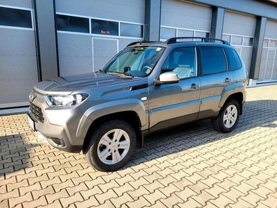 Grau Gebraucht 2022 Lada niva SUV | 19.800 €