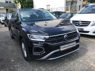 Gebraucht VW T-Roc Style 150 PS (110 kW) 2022 Deep black SUV