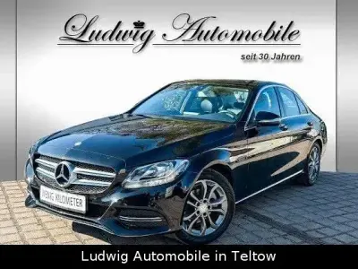 Gebraucht Mercedes C180 Avantgarde 156 PS (114 kW) 2014 Schwarz Limousine