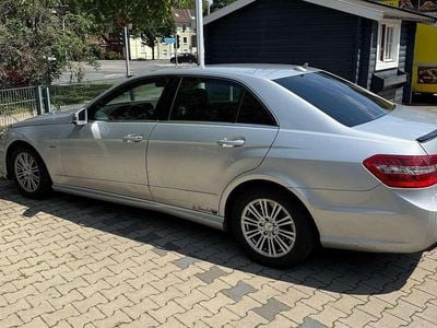 Mercedes E200