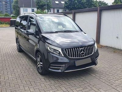 Gebraucht Mercedes V220 163 PS (119 kW) 2019 Grau Van / Kleinbus