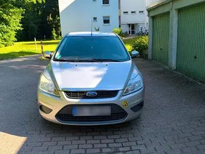 Gebraucht Ford Focus Style 80 PS (58 kW) 2009 Silber Kombi