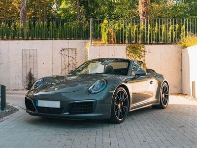 Porsche 911 Carrera 4S Cabriolet