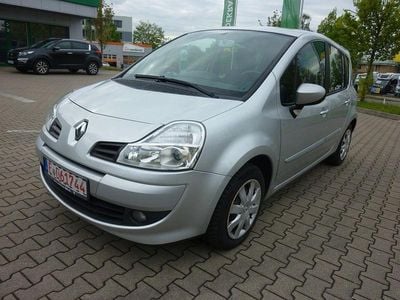 Usado Renault Grand Modus Dynamique 103 CV (75 kW) 2012 Plateado Monovolumen