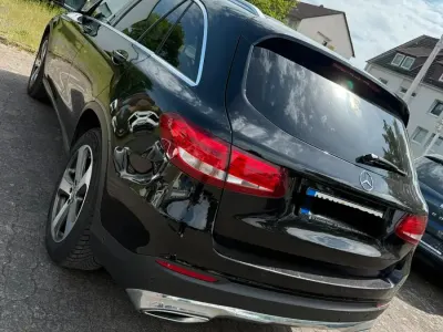 Gebraucht Mercedes GLC220 179 PS (131 kW) 2015 Schwarz SUV