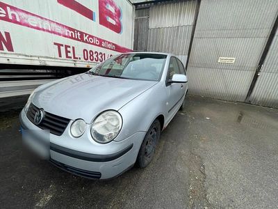 Gebraucht VW Polo 64 PS (47 kW) 2003 Grau Kleinwagen