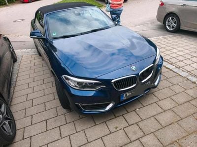 BMW 225