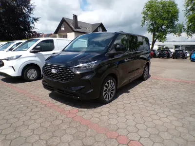 Neu Ford Tourneo Custom Titanium X 170 PS (125 kW) 2026 Schwarz metallic Van