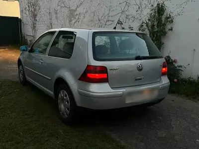 Gebraucht VW Golf 101 PS (74 kW) 2000 Weiß Coupé