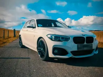 Gebraucht BMW 118 M Sport 136 PS (100 kW) 2019 Weiß Kleinwagen