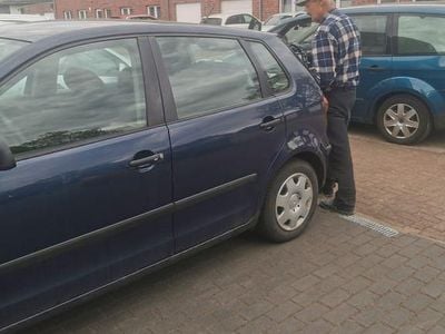 Second-hand VW Polo Basis 54 CP (39 kW) 2004 Gri Hatchback