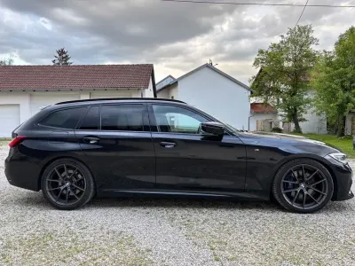Gebraucht BMW 330 M Sport 265 PS (194 kW) 2020 Schwarz Kombi