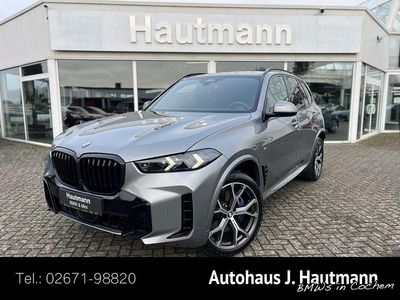 Grau Gebraucht 2024 BMW X5 M Sport SUV | 76.950 € (Guter Preis)
