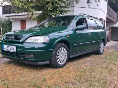 Gebraucht Opel Astra 75 PS (55 kW) 1998 Grün Kombi