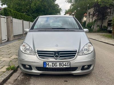 Mercedes A200