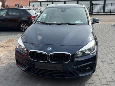 Usata BMW 218 Executive 150 CV (110 kW) 2014 Blu Station wagon