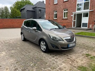 Gebraucht Opel Meriva Innovation 140 PS (102 kW) 2010 Grau Van / Kleinbus