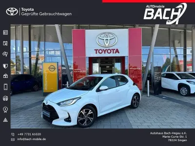 Gebraucht Toyota Yaris Comfort 125 PS (91 kW) 2023 Weiß Kleinwagen