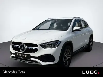 Gebraucht Mercedes GLA200 Progressive 163 PS (119 kW) 2020 Unilack polarweiß SUV