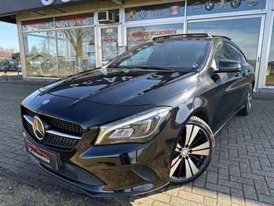 Gebraucht Mercedes CLA220 Shooting Brake 177 PS (130 kW) 2017 Schwarz Kombi