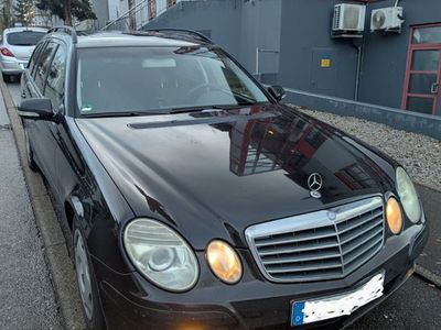 Mercedes E220