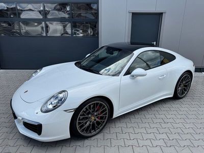 Porsche 911 Carrera 4S