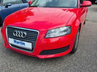 Używany Audi A3 Attraction 102 KM (75 kW) 2009 Czerwony Hatchback
