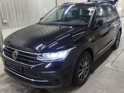 Gebraucht VW Tiguan Life 150 PS (110 kW) 2023 Schwarz SUV