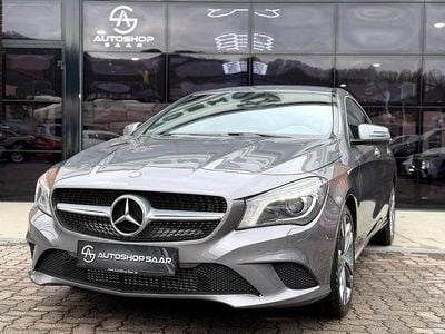 Grau Gebraucht 2014 Mercedes CLA200 Limousine | 13.990 € (Fairer Preis)