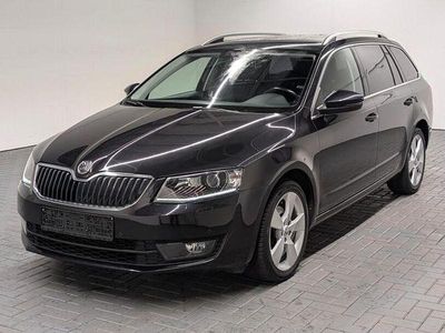 Gebraucht Skoda Octavia Elegance 140 PS (102 kW) 2013 Magicschwarzmet. Kombi