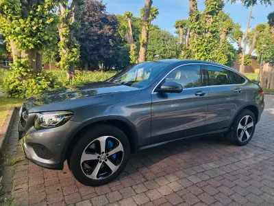 Gebraucht Mercedes GLC350 211 PS (155 kW) 2017 Grau Coupé