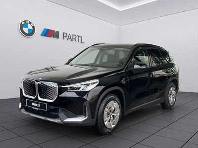 Neu BMW iX1 150 kW (204 PS) 2026 Schwarz uni SUV