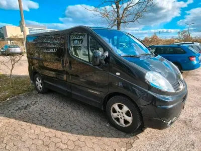 Gebraucht Renault Trafic 2008 Schwarz Van / Kleinbus