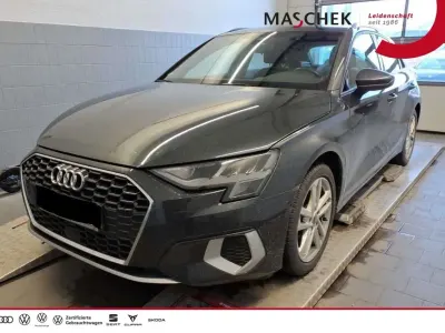 Gebraucht Audi A3 Advanced Plus 150 PS (110 kW) 2023 Grau Limousine