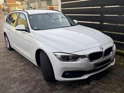Gebraucht BMW 320 Advantage 190 PS (139 kW) 2017 Weiß Kombi
