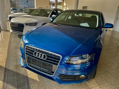 Używany Audi A4 Advanced 179 KM (131 kW) 2009 Niebieski Sedan/Limuzyna