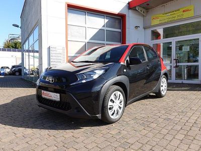 Schwarz Gebraucht 2022 Toyota Aygo X Pulse SUV | 12.900 € (Guter Preis)
