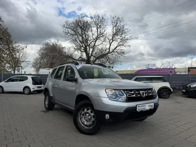 Używany Dacia Duster Lauréate 125 KM (91 kW) 2016 Szary SUV