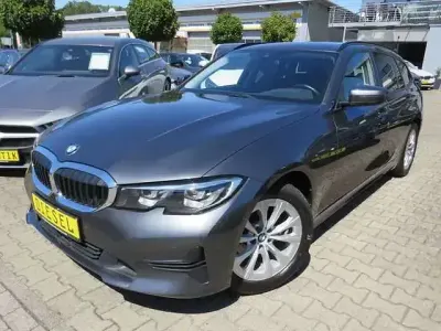 Gebraucht BMW 320 Advantage 190 PS (139 kW) 2022 Mineralgrau metallic Kombi