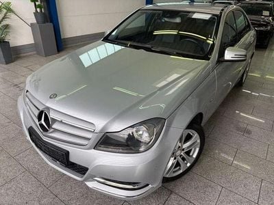 Usata Mercedes C220 Avantgarde 170 CV (125 kW) 2011 Argento Berlina